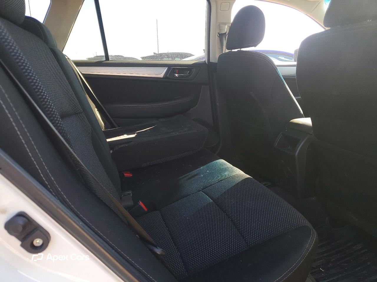 Subaru Outback 2015