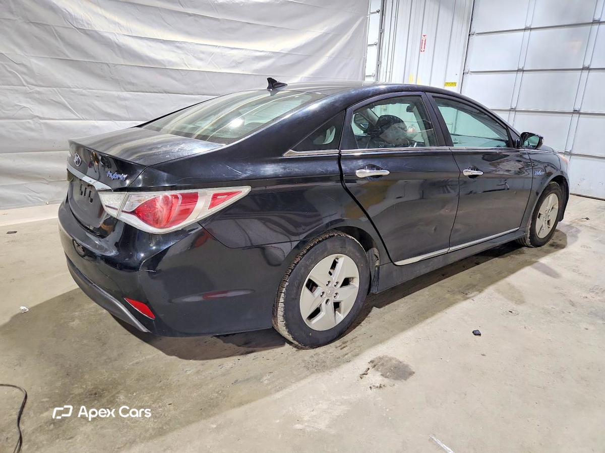 Hyundai Sonata 2011
