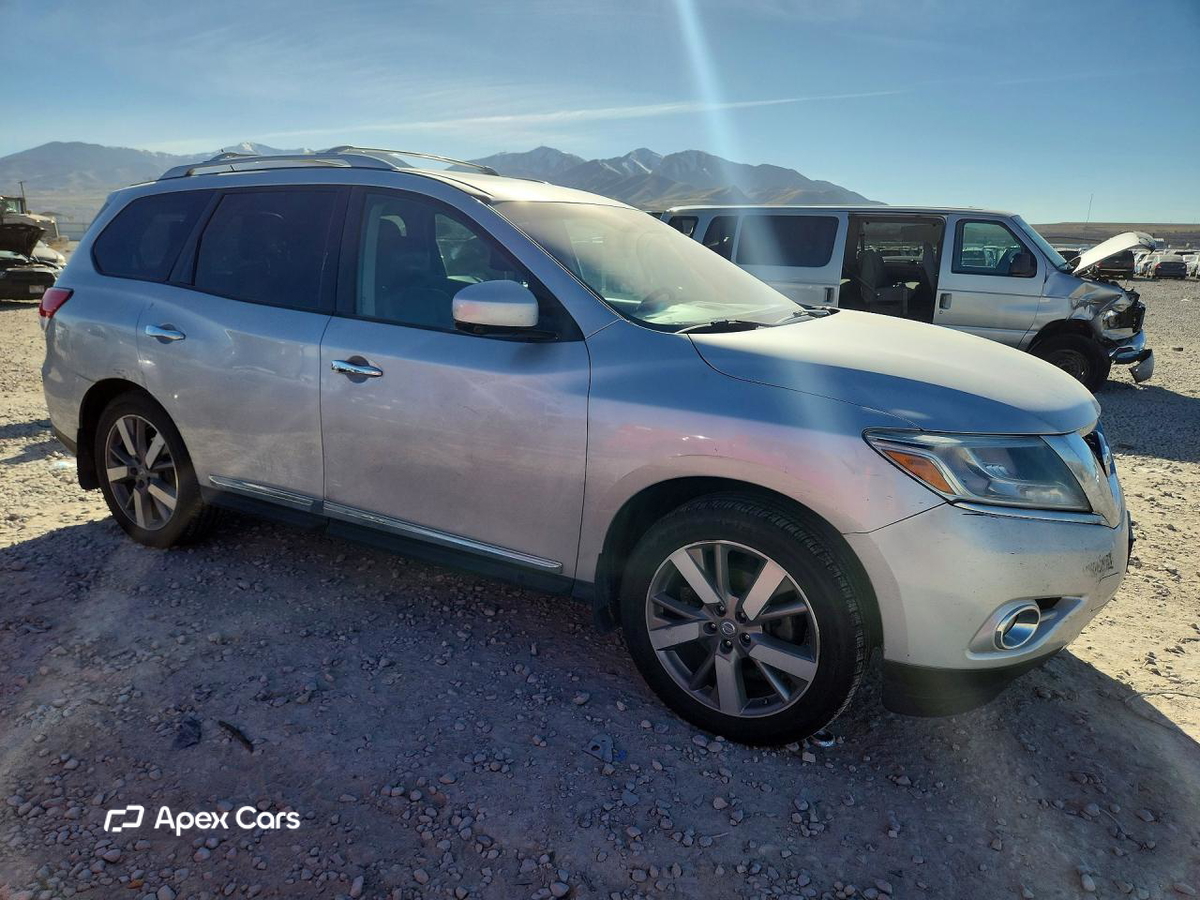 Nissan Pathfinder 2013