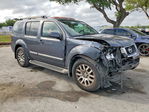 Nissan Pathfinder 2011