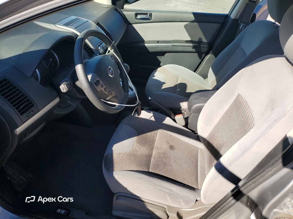 Nissan Sentra 2010