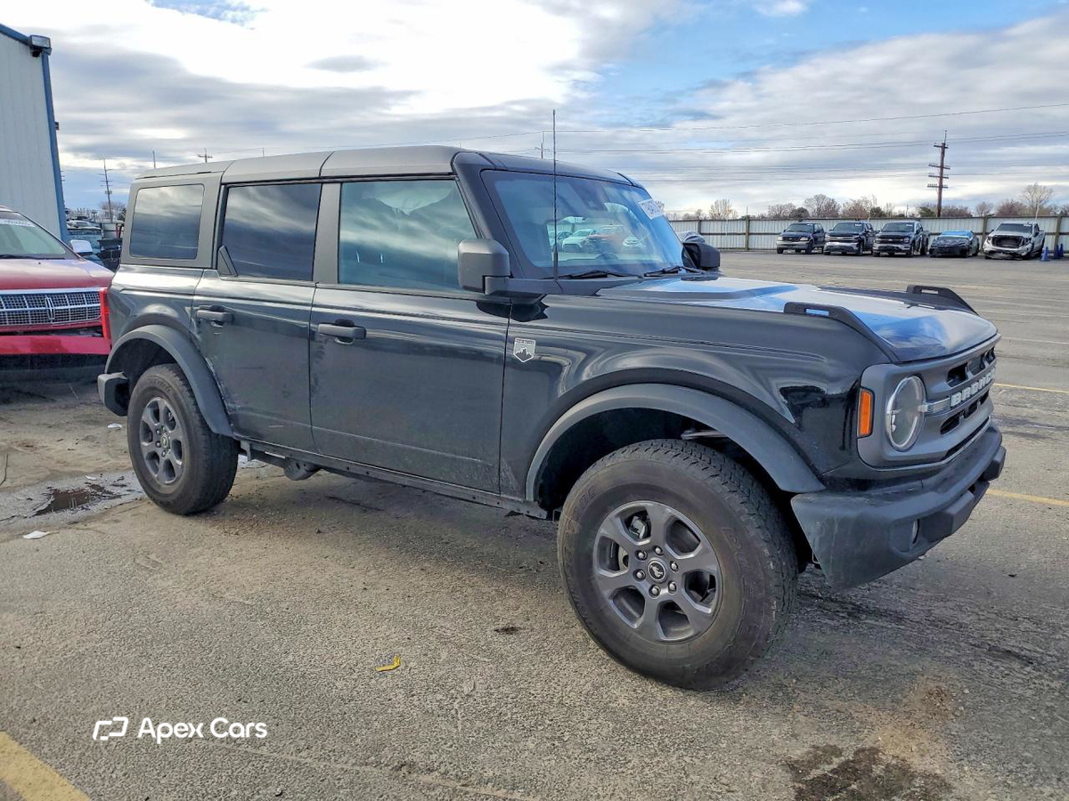 Ford Bronco 2024