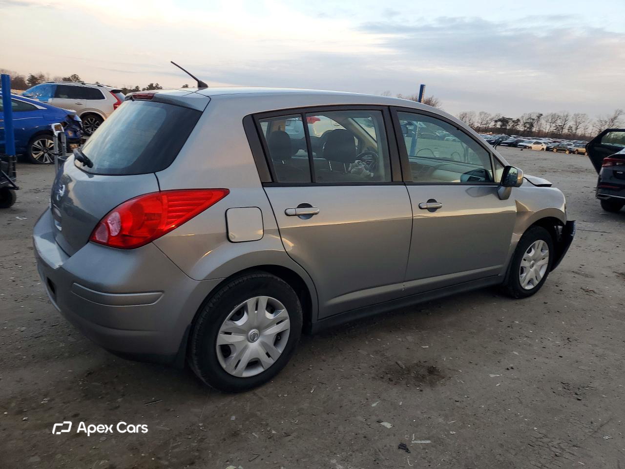 Nissan Versa 2011