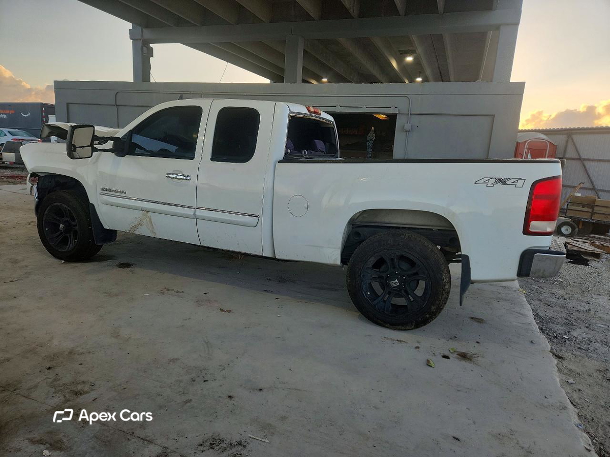 GMC Sierra 2011