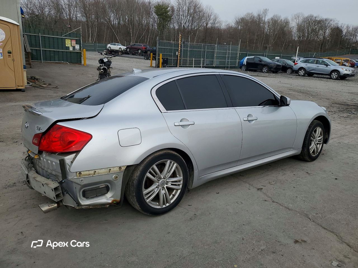 Infiniti G 2012