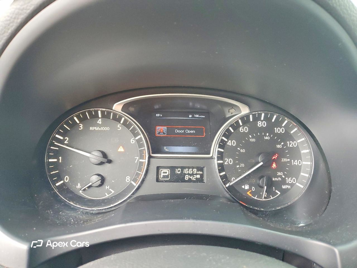 Nissan Altima 2015