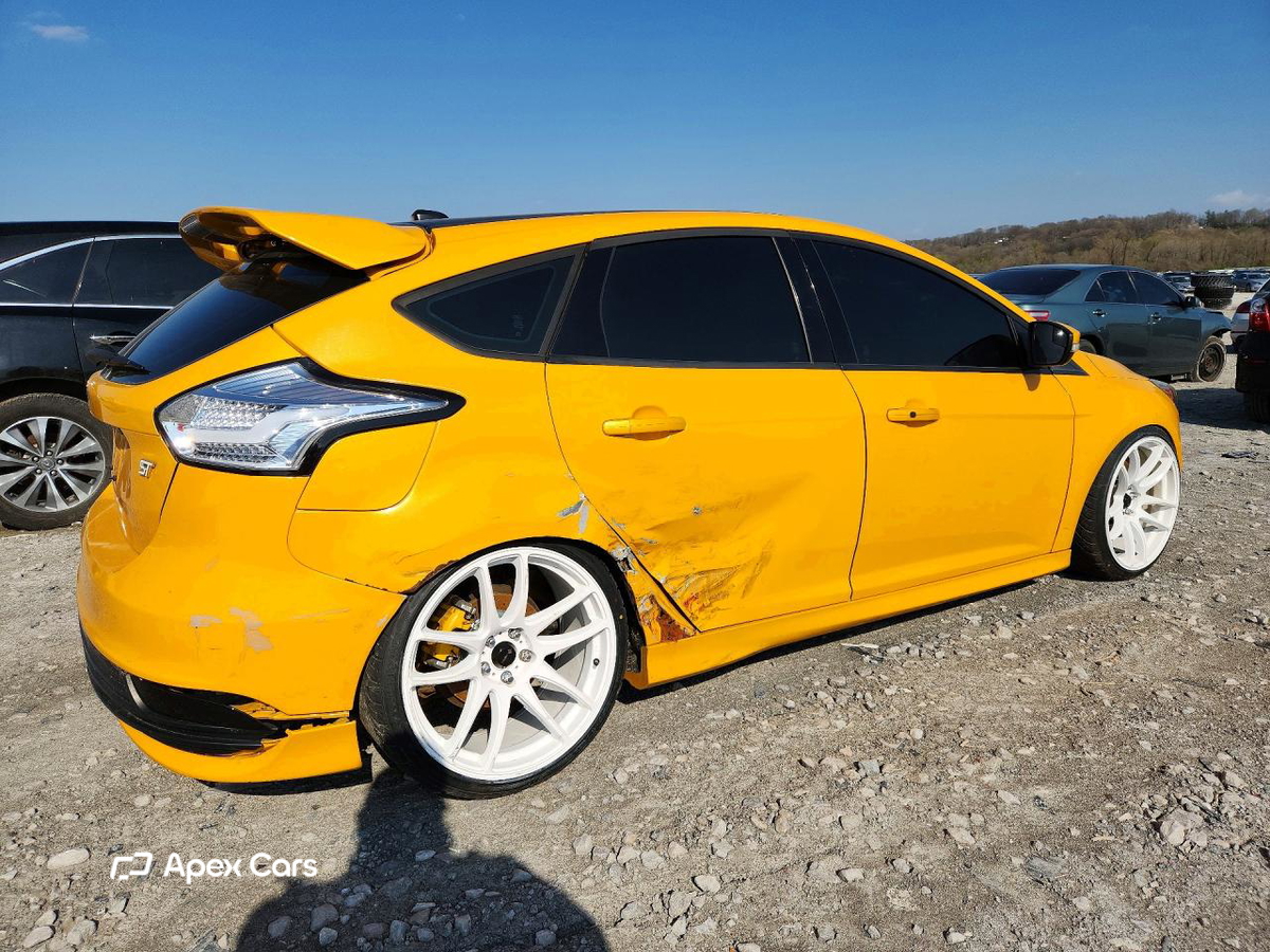 Ford Focus 2015