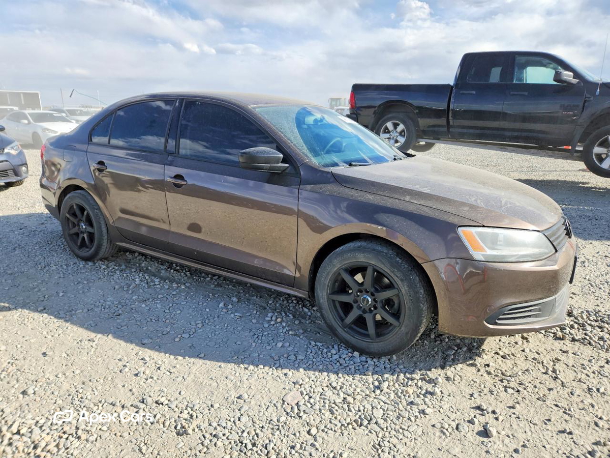 Volkswagen Jetta 2014