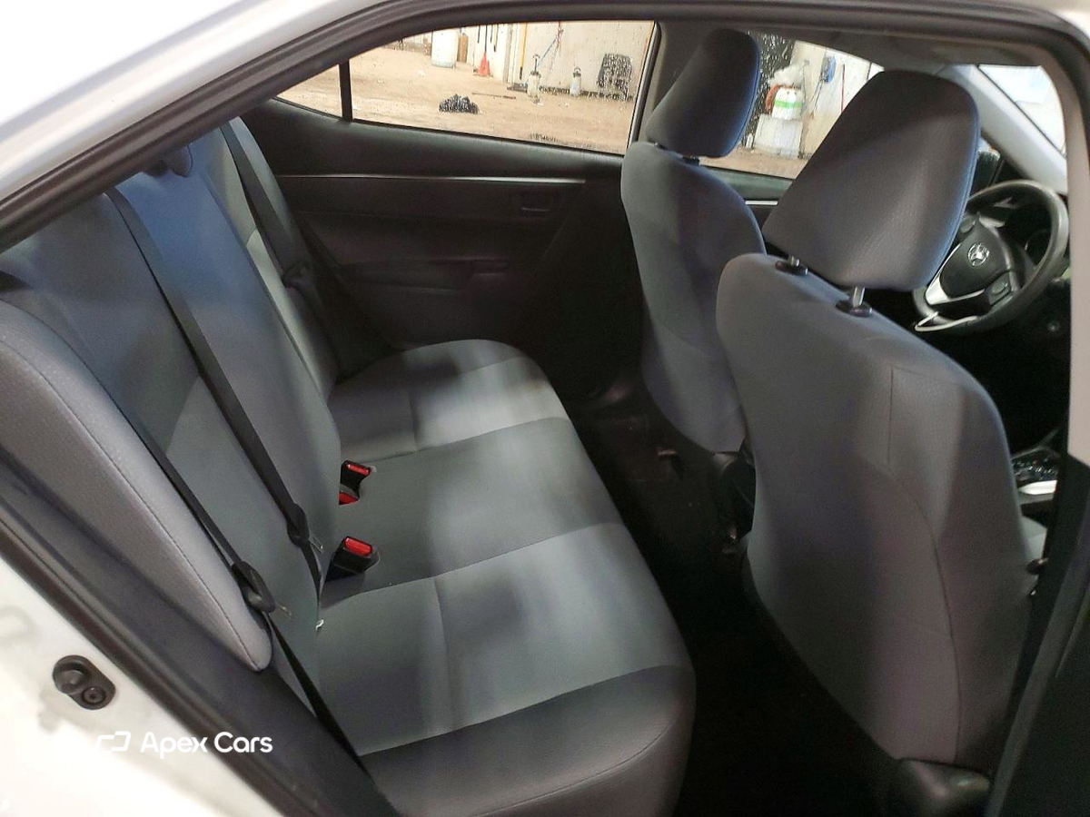 Toyota Corolla 2015