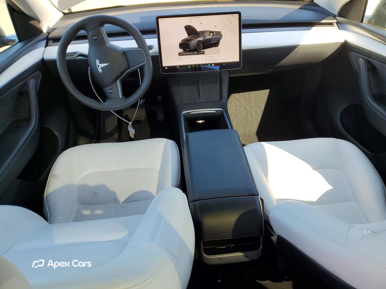 Tesla Model Y 2024