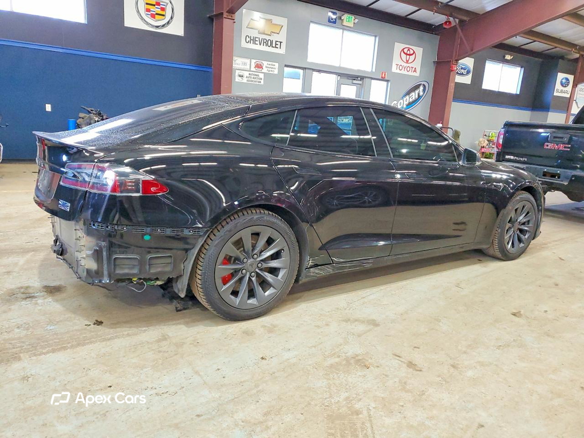 Tesla Model S 2020