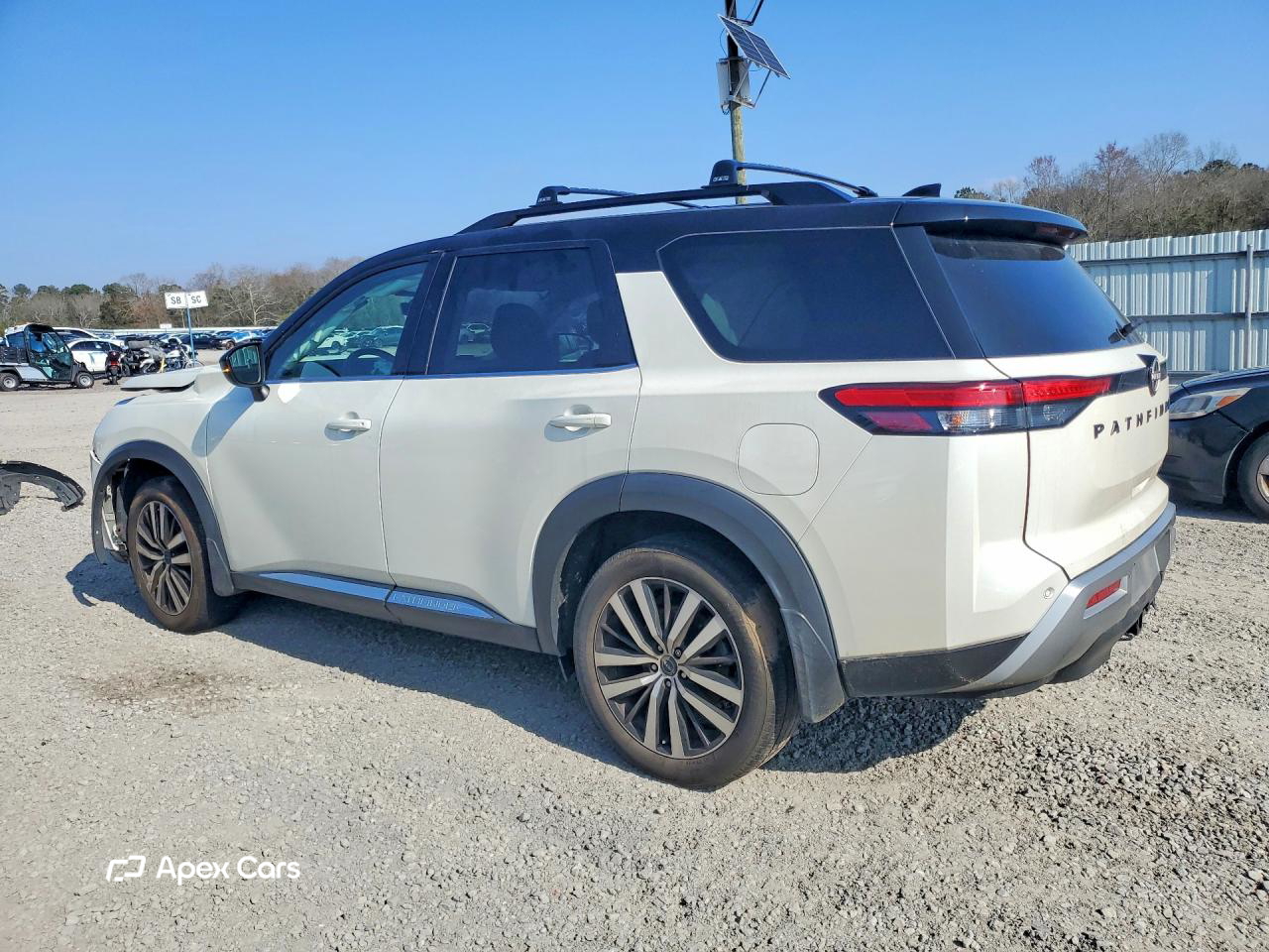 Nissan Pathfinder 2023