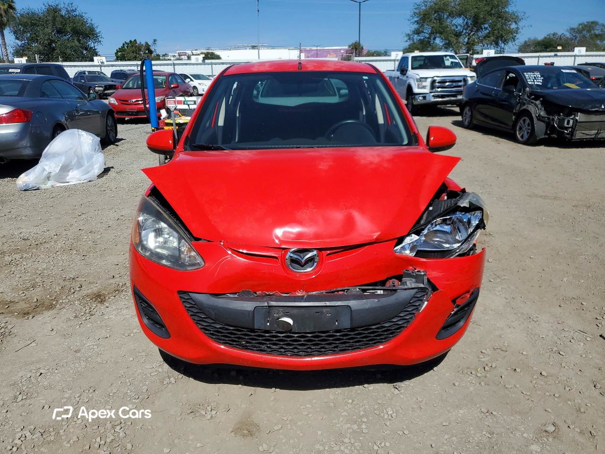 Mazda 2 2011