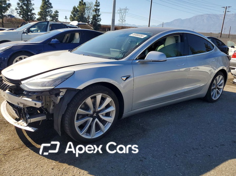 Tesla Model 3 2018 - Image 1 of 13