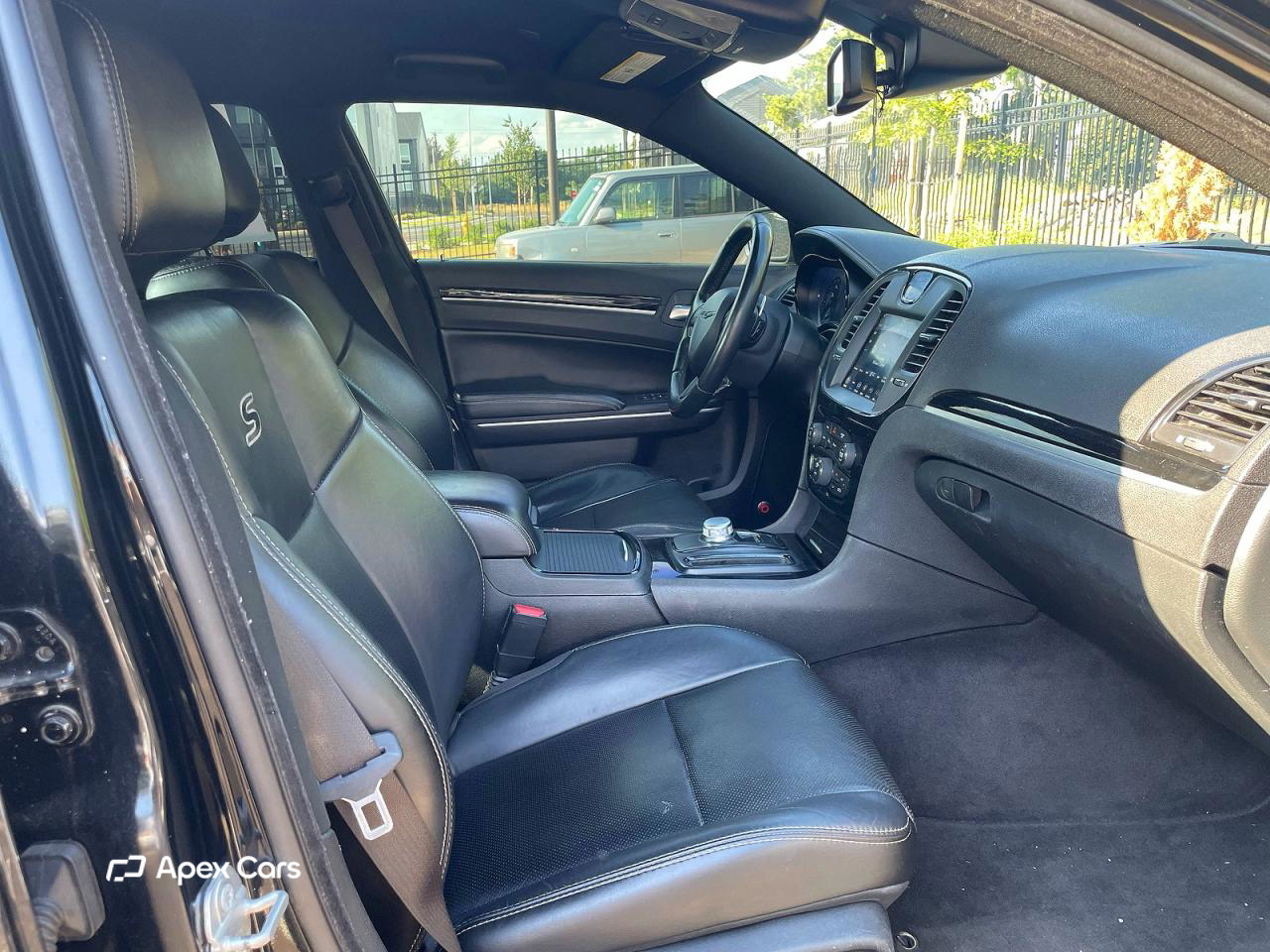 Chrysler 300 2018