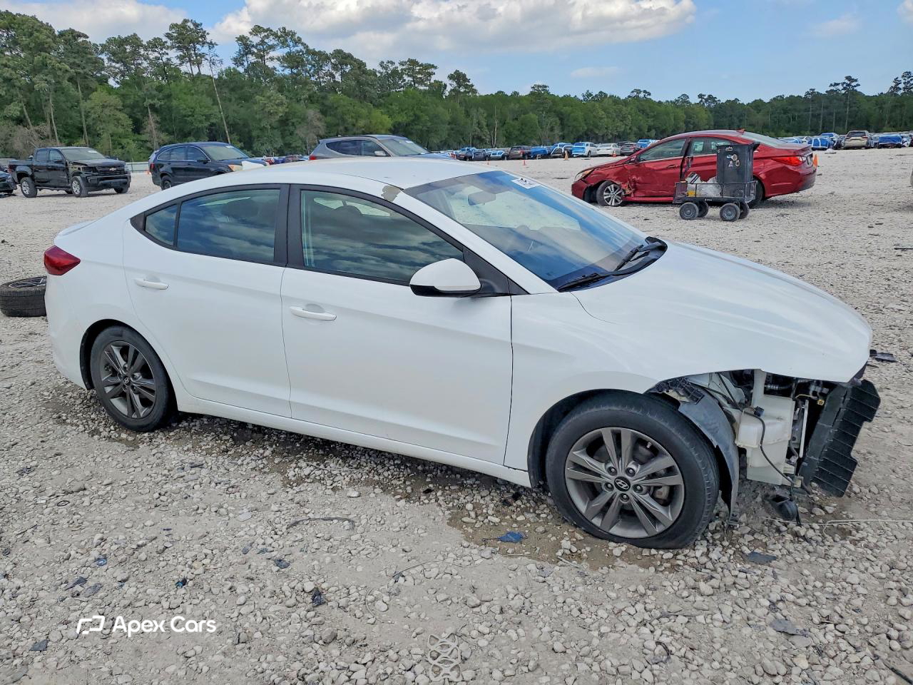 Hyundai Elantra 2018