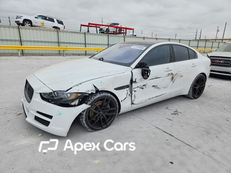 Jaguar XE 2017 - Image 1 of 12