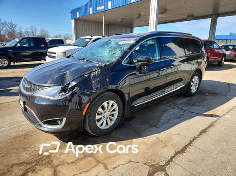 Chrysler Pacifica 2019 - Image 1 of 5