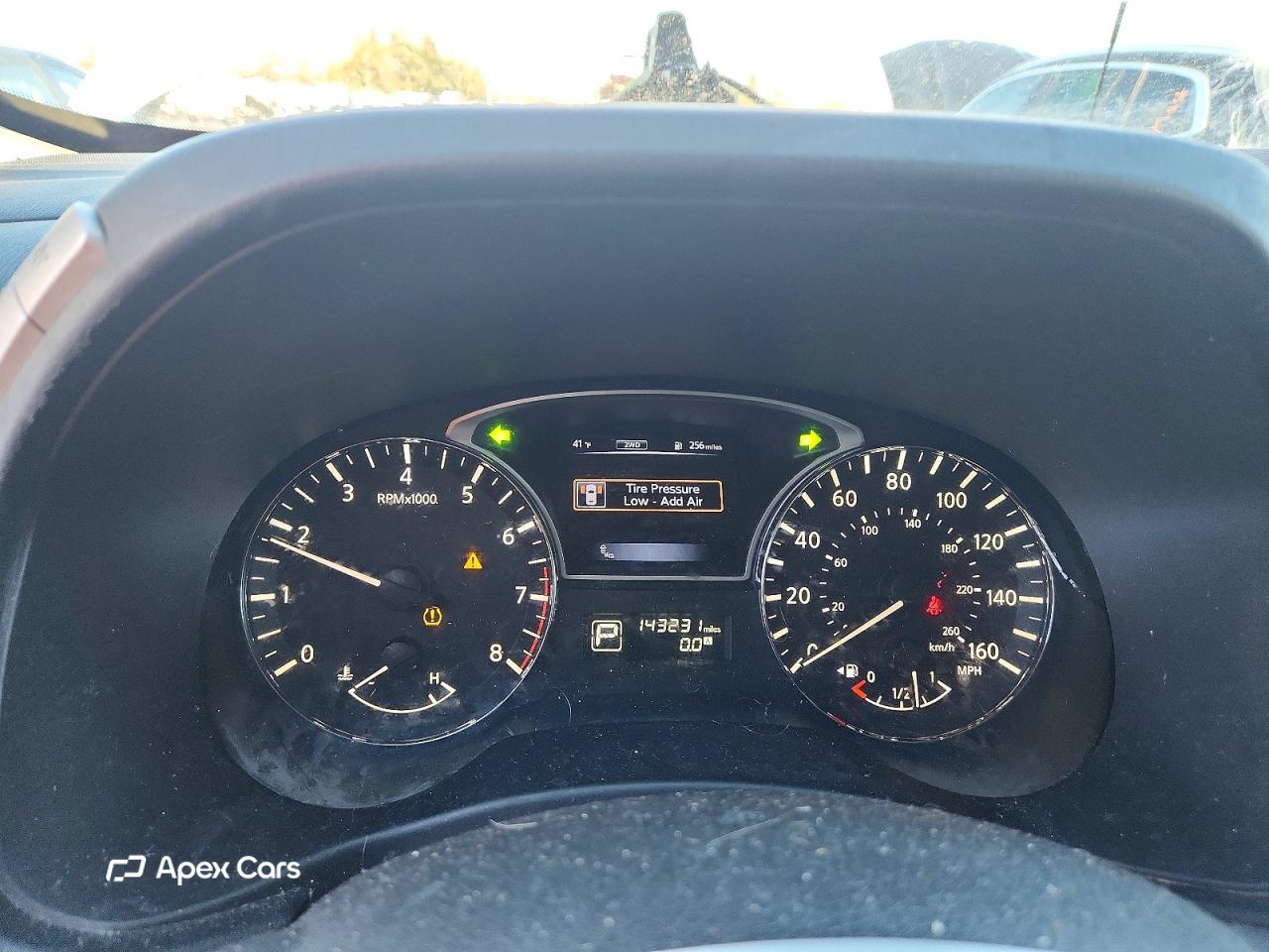 Nissan Pathfinder 2015