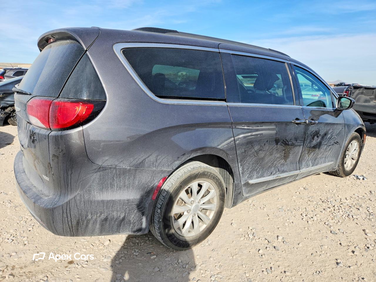 Chrysler Pacifica 2017