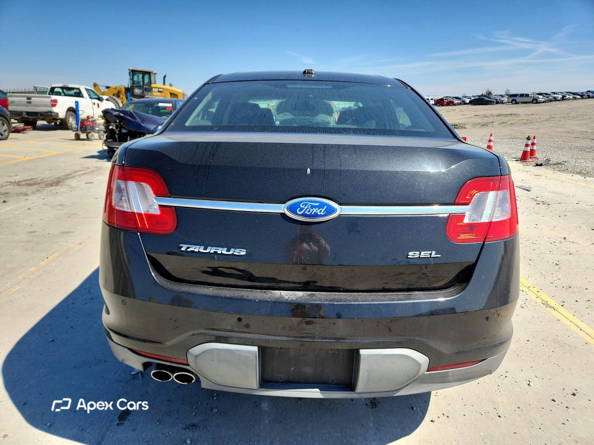 Ford Taurus 2012