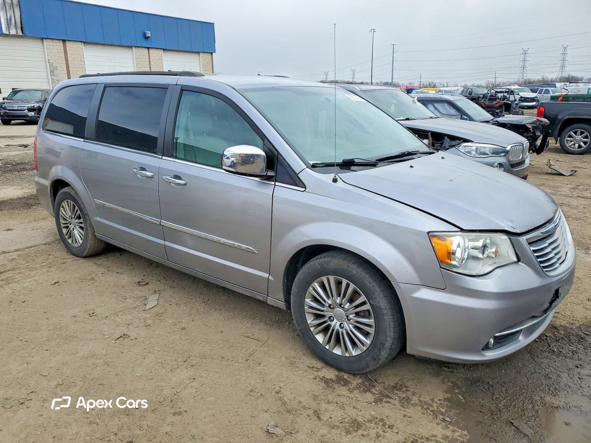 Chrysler Voyager 2013