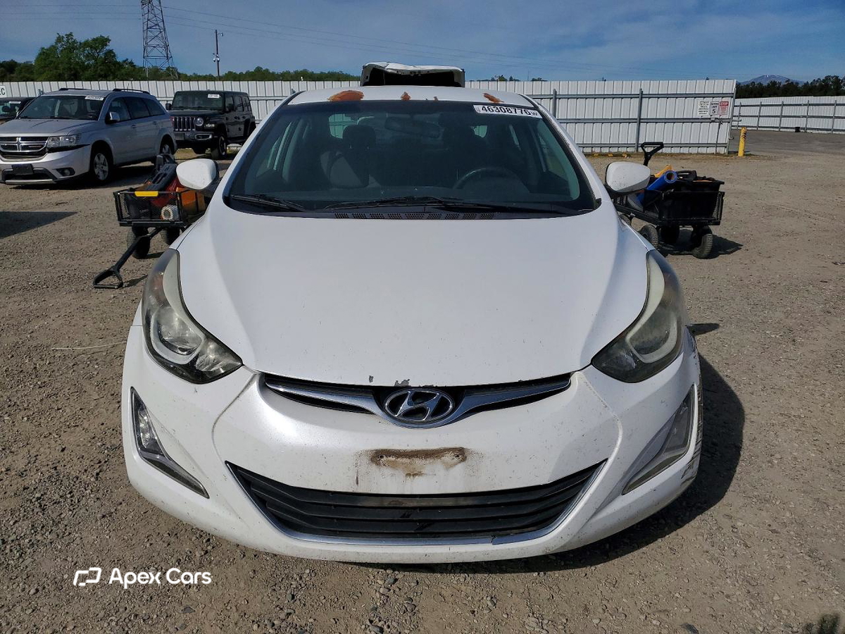 Hyundai Elantra 2016