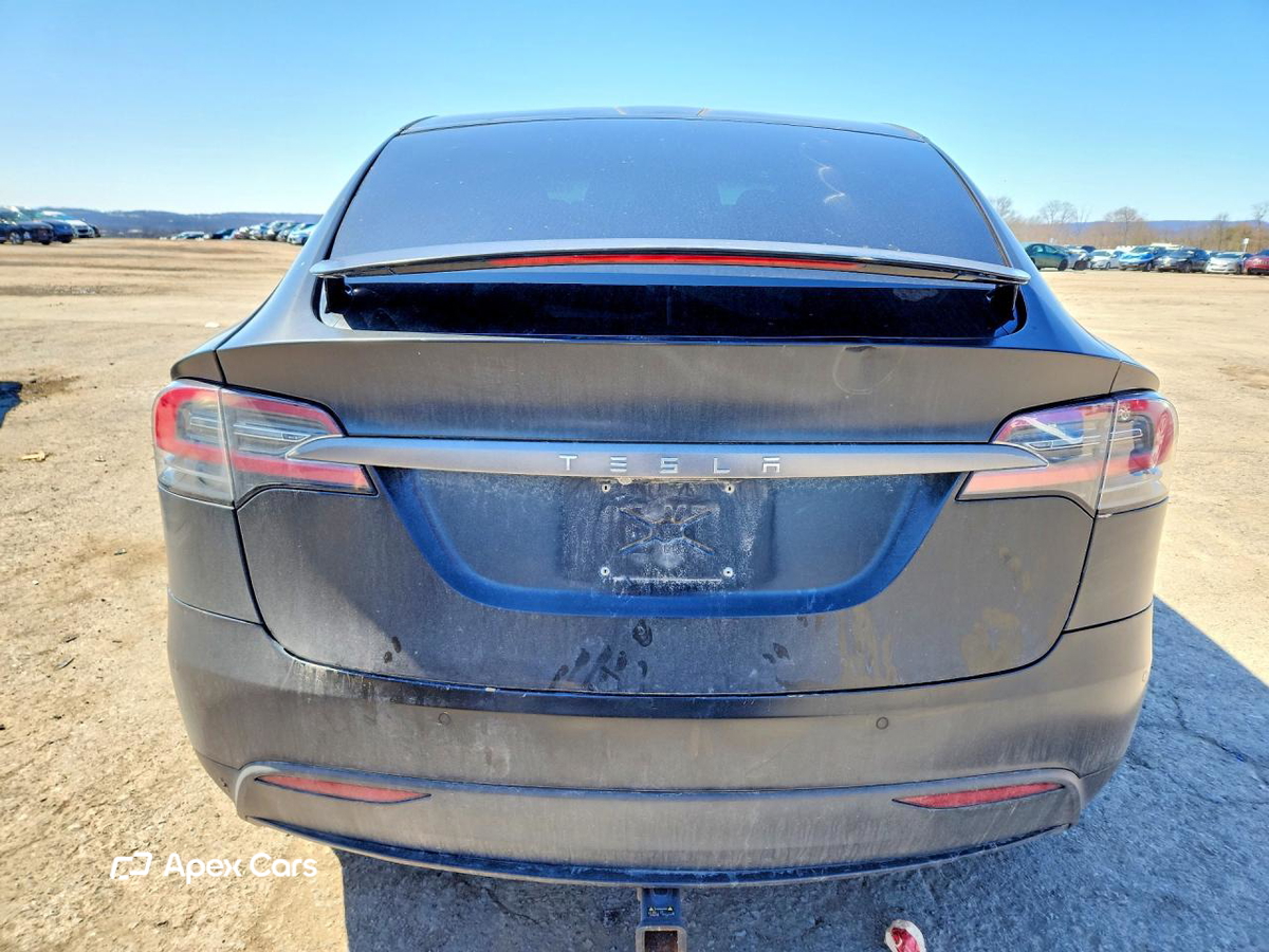 Tesla Model X 2016