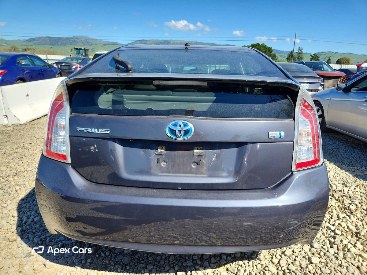 Toyota Prius 2015