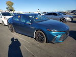 Toyota Camry 2025