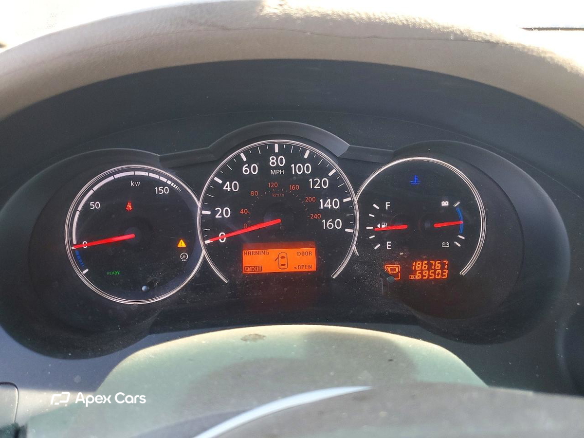 Nissan Altima 2011
