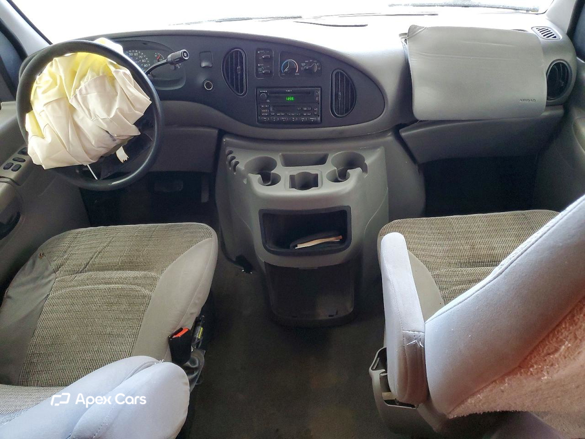 Ford Econoline 2002