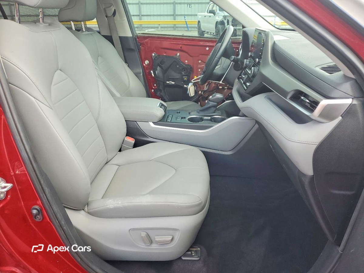 Toyota Highlander 2020
