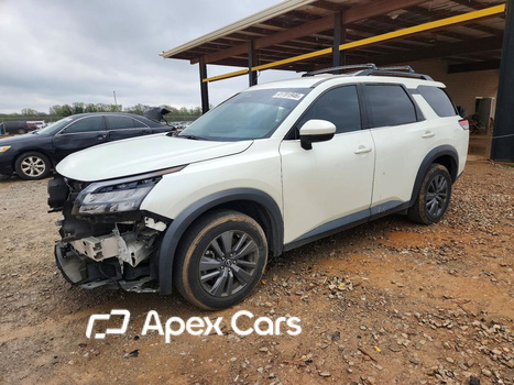 Nissan Pathfinder 2023 - Image 1 of 15