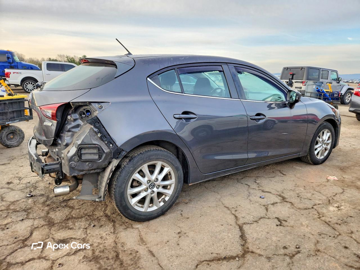 Mazda 3 2016