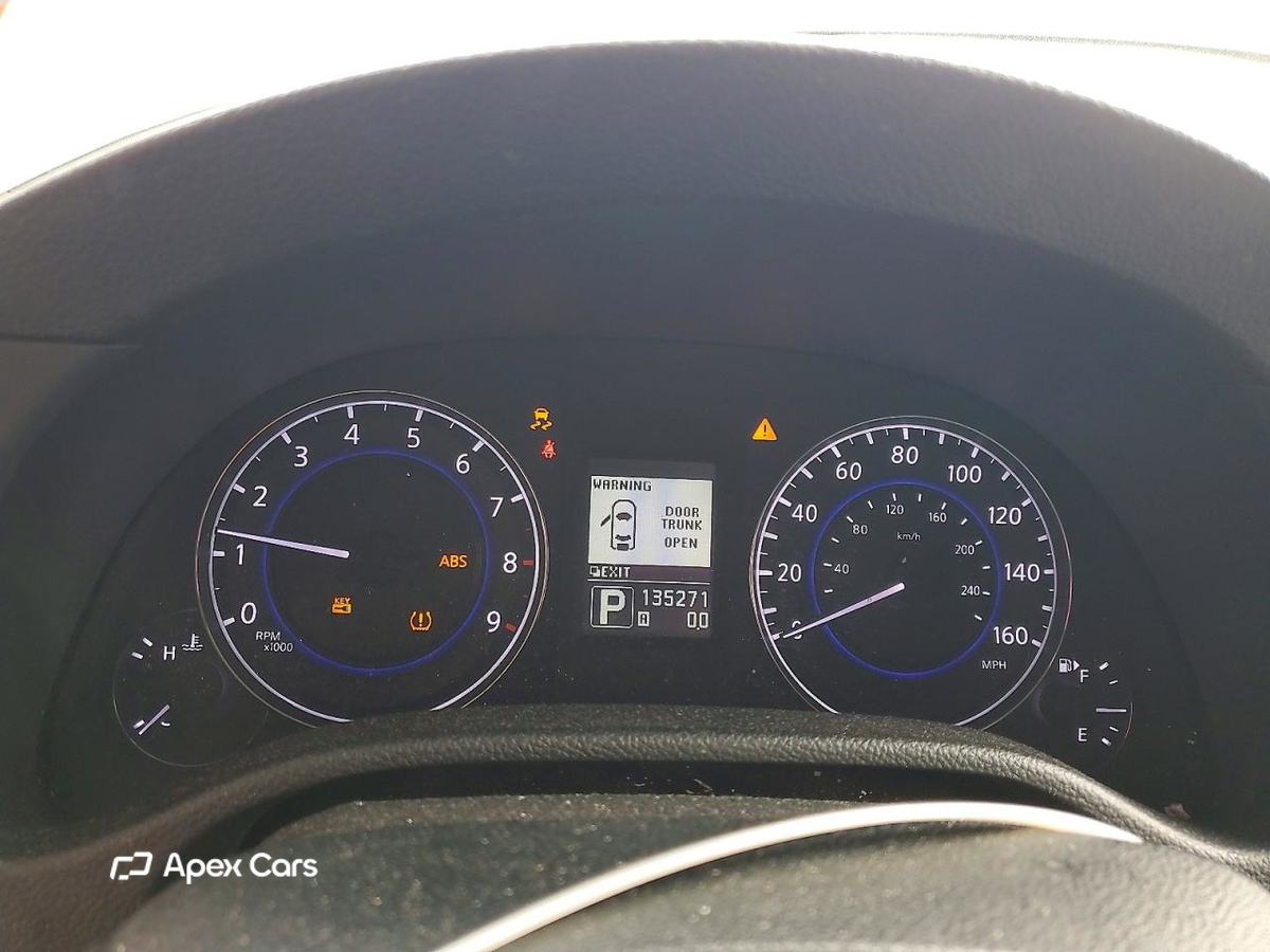 Infiniti G 2012