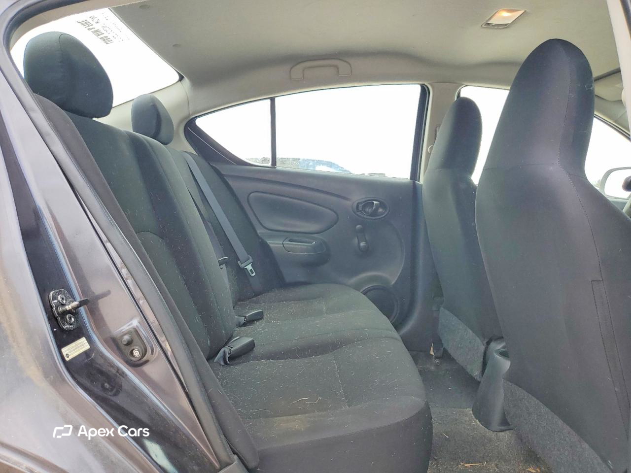 Nissan Versa 2015