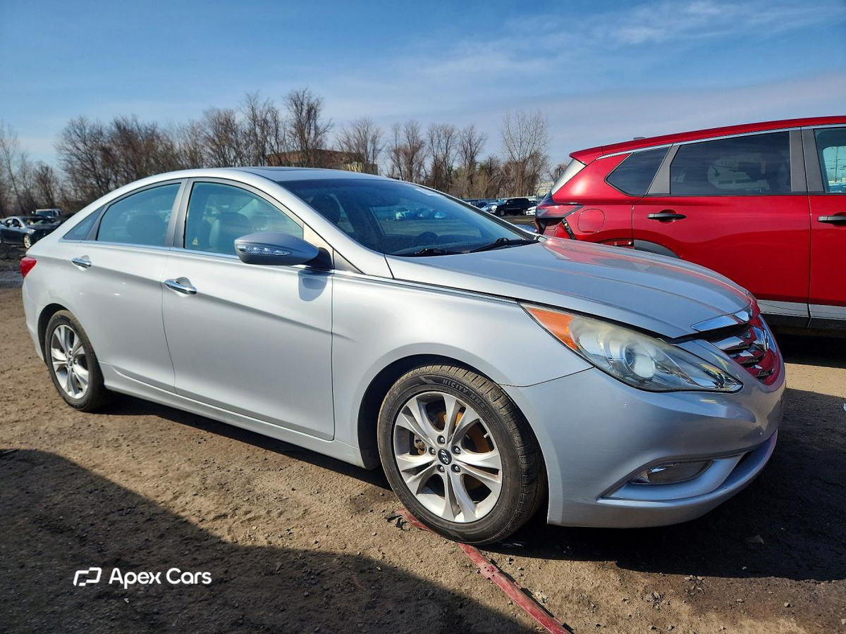 Hyundai Sonata 2011