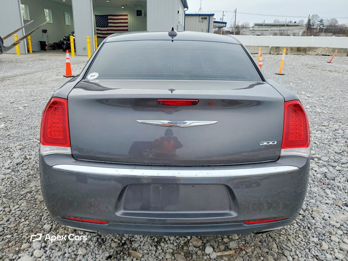 Chrysler 300 2018