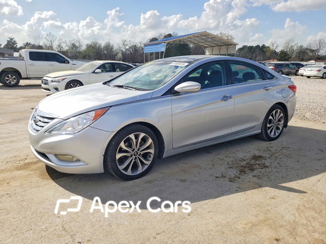Hyundai Sonata 2013 - Image 1 of 13