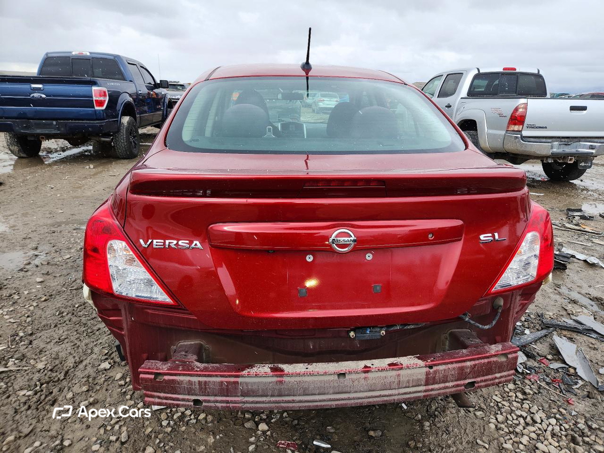 Nissan Versa 2017