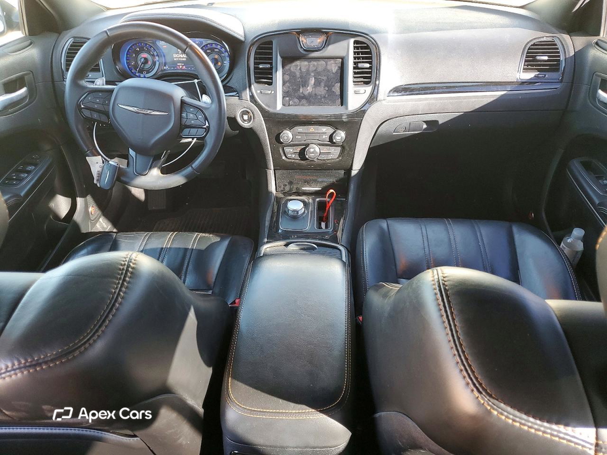 Chrysler 300 2017
