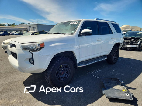 Toyota 4Runner 2015 - Image 1 of 13