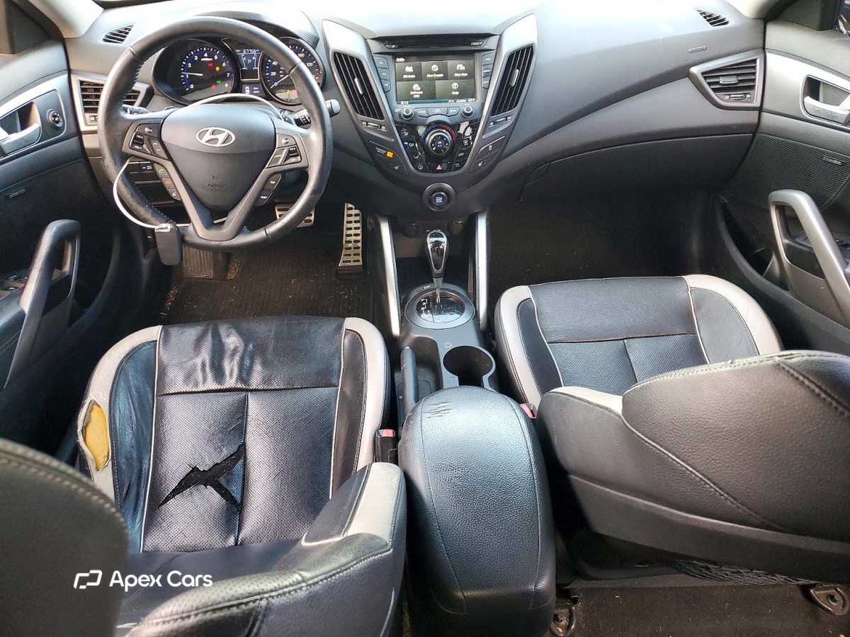 Hyundai Veloster 2013