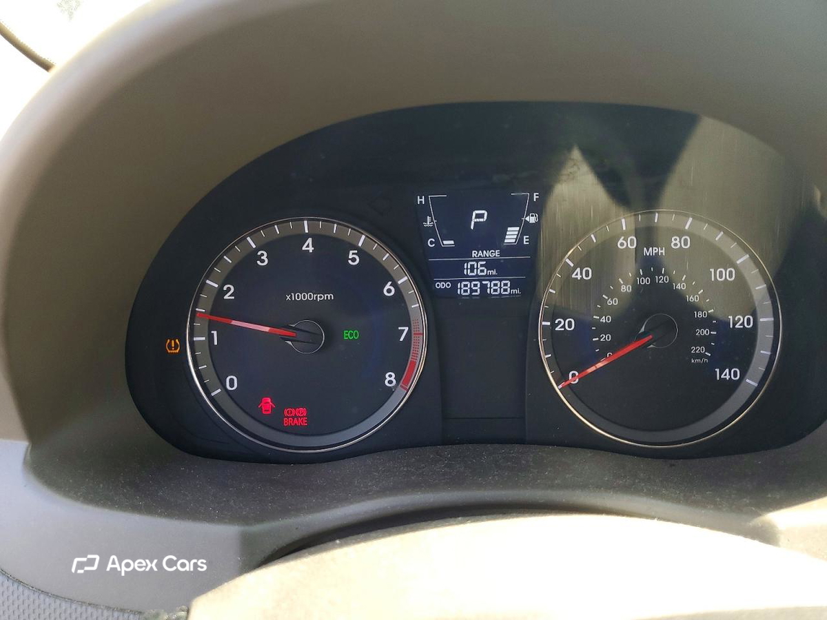Hyundai Accent 2014
