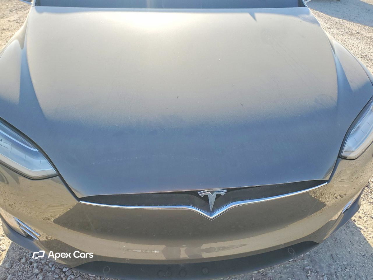 Tesla Model X 2016