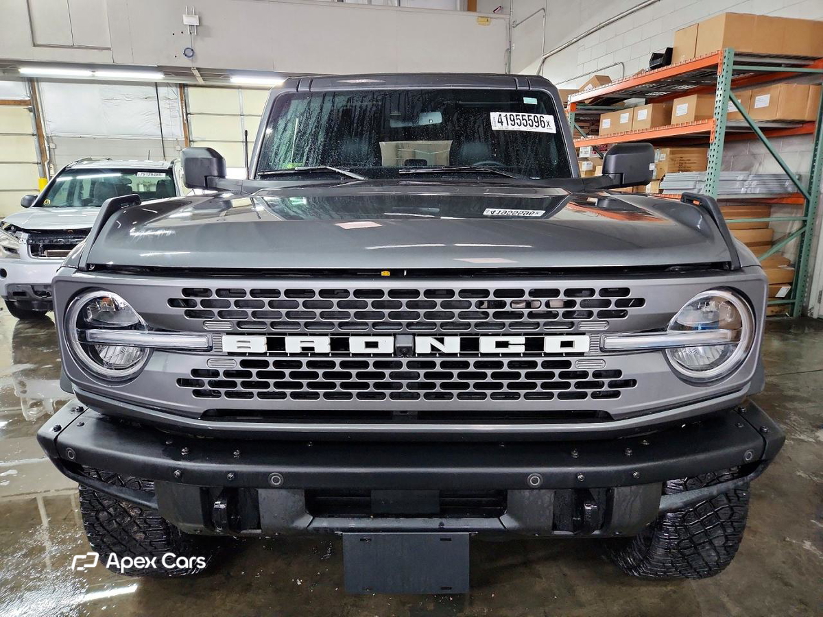 Ford Bronco 2024
