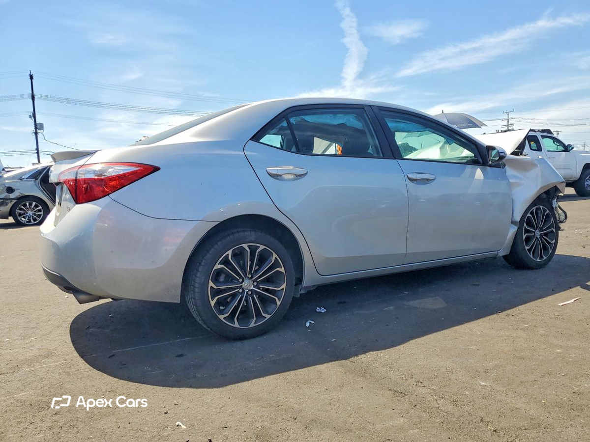 Toyota Corolla 2015