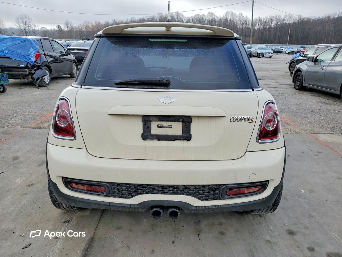 MINI Cooper 2012