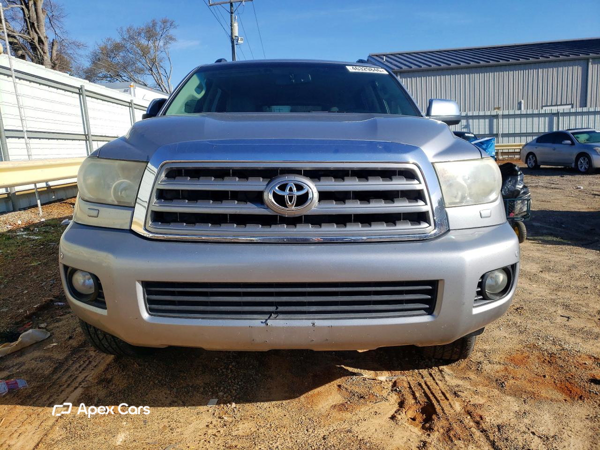 Toyota Sequoia 2012